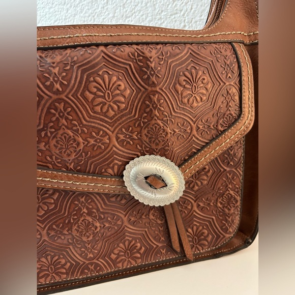 B.O.C Born Concept Brown Tool Frame Purse Aztec Tribal Bag Floral Embossed - Picture 3 of 4